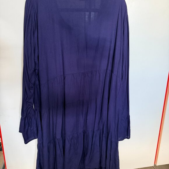 Women's dress by Lascana, US size 16/18, shell fabric is Viscose, Lace is cotton - Picture 3 of 3